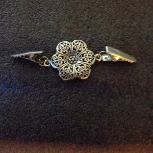 Sweater,  Blouse, Shawl, Clips ~ Pretty Flower ~ Garment ~ Silver